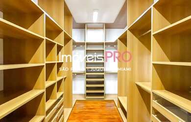 Imagem 15: Maravilhosa Casa Assobradada com 425m² para Venda no Brooklin