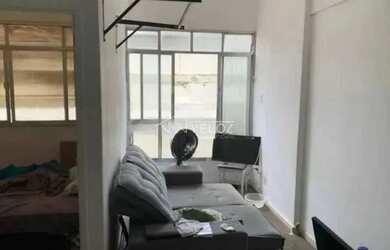 Imagem: O apartamento possui 1 Dormitório, 1 Banheiro, 40m² de Área