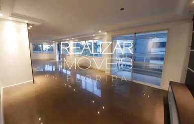 Imagem: O apartamento possui 4 Dormitórios, 5 Banheiros, 3 Vagas na