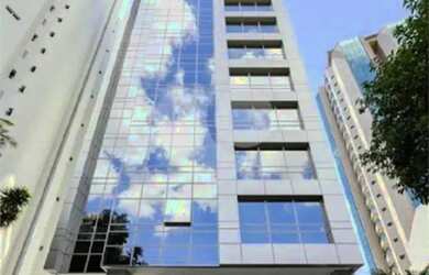 Imagem: O depósito possui 3 Vagas na garagem, 120m² de Área e está