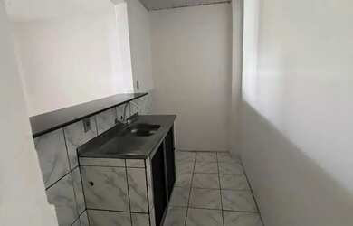 Imagem 2: Comercial à venda em rua pública, ITAPUÃ, Salvador, BA