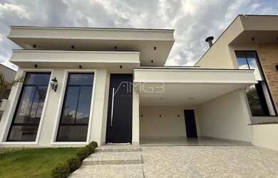 Imagem: A casa em condomínio possui 3 Dormitórios, 5 Banheiros, 4