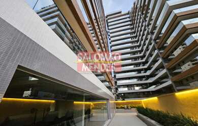 Imagem: O apartamento possui 1 Dormitório, 1 Banheiro, 1 Vaga na garagem