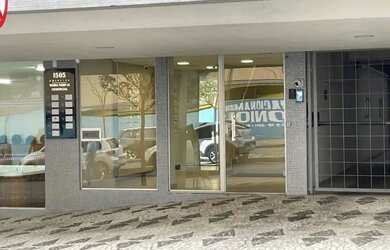 Imagem: O depósito possui 52m² de Área e está localizado em Bacacheri