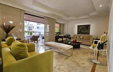 Imagem 4: Vendo apartamento com quatro quartos, sendo duas suítes, duas salas,...