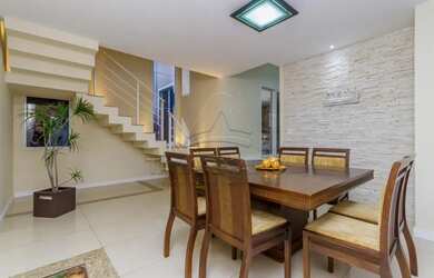 Imagem 4: Casa Semi-Mobiliada no Condomínio Parque dos Franceses com 3 Suítes