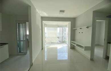 Imagem: O apartamento possui 1 Dormitório, 1 Banheiro, 1 Vaga na garagem