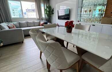 Imagem: O apartamento possui 3 Dormitórios, 4 Banheiros, 3 Vagas na