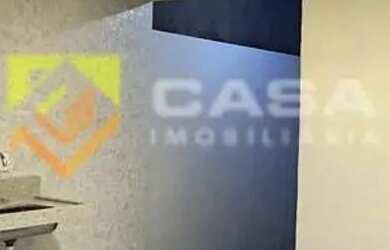 Imagem: A casa possui 3 Dormitórios, 2 Banheiros, 1 Vaga na garagem