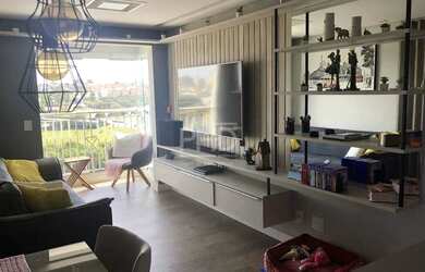 Imagem: O apartamento possui 3 Dormitórios, 1 Banheiro, 1 Vaga na garagem