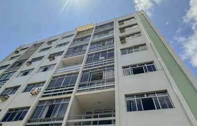 Imagem: O apartamento possui 3 Dormitórios, 2 Banheiros, 1 Vaga na