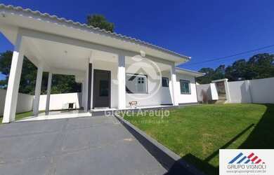 Imagem: A casa possui 2 Dormitórios, 3 Banheiros, 3 Vagas na garagem