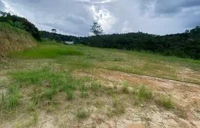 Imagem: O terreno possui 1.000m² de Área e está localizado em Centro