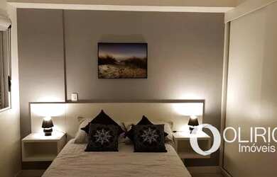 Imagem: O apartamento possui 1 Dormitório, 1 Banheiro, 1 Vaga na garagem