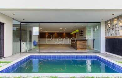 Imagem 9: Venda Casa com 305,15 metroQuadrado, 3 dormitório s , 2 vaga s . Swiss...