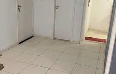 Imagem: O apartamento possui 2 Dormitórios, 1 Banheiro, 3 Vagas na
