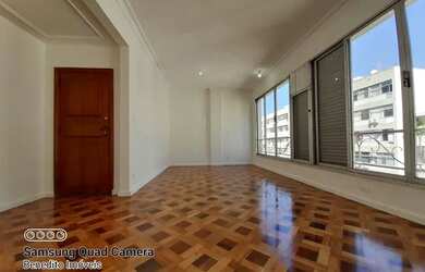 Imagem 2: Apartamento para aluguel com 3 quartos no Posto 4 em Copacabana - Rio...