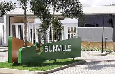 Imagem: A casa em condomínio possui 4 Dormitórios, 5 Banheiros, 2