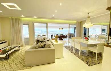 Imagem: O apartamento possui 3 Dormitórios, 3 Banheiros, 4 Vagas na