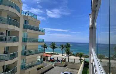 Imagem: O apartamento possui 2 Dormitórios, 2 Banheiros, 2 Vagas na