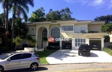 Imagem: A casa em condomínio possui 5 Dormitórios, 5 Banheiros, 5