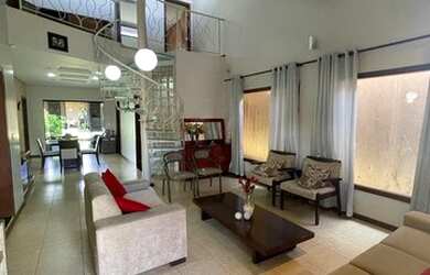 Imagem: A casa em condomínio possui 3 Dormitórios, 2 Banheiros, 4