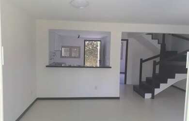 Imagem: A casa em condomínio possui 4 Dormitórios, 3 Banheiros, 2