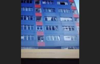 Imagem: O apartamento possui 1 Dormitório, 1 Banheiro, 1 Vaga na garagem