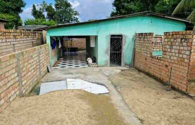 Imagem: A casa possui 3 Dormitórios, 2 Banheiros, 3 Vagas na garagem