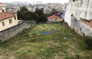 Imagem: O terreno possui 600m² de Área e está localizado em Vila