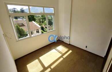 Imagem 6: Apartamento- Petrópolis, Duchas