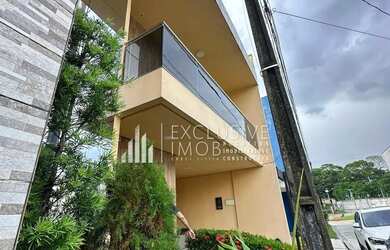 Imagem 2: Imóvel para venda possui 220 metros quadrados com 4 quartos