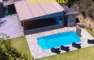 Imagem: A pousada chalé possui 3 Dormitórios, Acomodam 20 pessoas