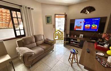 Imagem: A casa possui 2 Dormitórios, 2 Banheiros, 2 Vagas na garagem