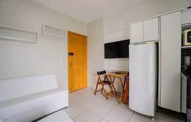Imagem: O apartamento possui 1 Dormitório, 1 Banheiro, 30m² de Área