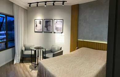 Imagem: O studio possui 1 Dormitório, 1 Banheiro, 1 Vaga na garagem