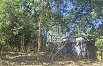 Imagem: O terreno possui 1.000m² de Área e está localizado em Armação