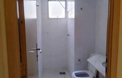 Imagem 11: Apartamento- 2 quartos, 2 banheiros, 74m², 1 vaga, armários- Centro