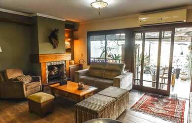 Imagem: A casa em condomínio possui 3 Dormitórios, 3 Banheiros, 2