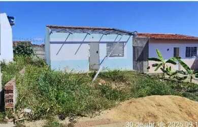 Imagem: A casa possui 2 Dormitórios, 1 Banheiro e 148m² de Área e