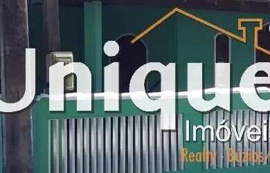 Imagem: A casa possui 2 Dormitórios, 4 Banheiros, 300m² de Área e
