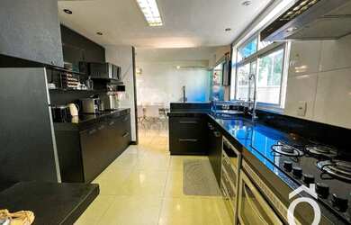 Imagem 15: Apartamento para venda tem 230 metros quadrados com 3 quartos em Castelo - Belo Horizonte