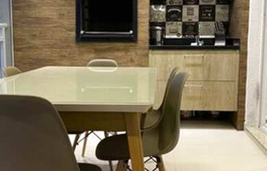 Imagem: O apartamento possui 3 Dormitórios, 2 Banheiros, 2 Vagas na