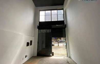 Imagem: O depósito possui 120m² de Área e está localizado em Belvedere