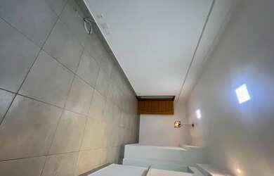 Imagem: O apartamento possui 1 Dormitório, 2 Banheiros, 1 Vaga na garagem