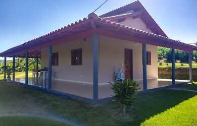 Imagem: O terreno possui 4.000m² de Área e está localizado em Timbuí