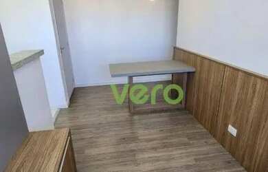 Imagem: O apartamento possui 2 Dormitórios, 1 Banheiro, 2 Vagas na