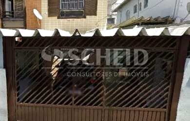 Imagem: A casa possui 3 Dormitórios, 3 Banheiros, 2 Vagas na garagem