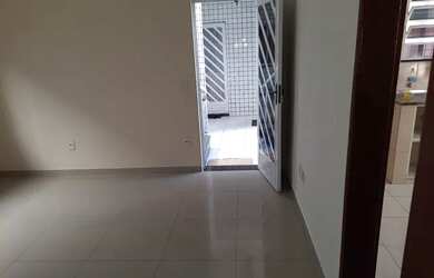 Imagem 5: Aluguel de apartamento tipo casa em frente ao Bosque da Freguesia