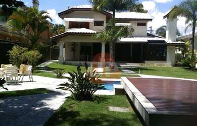 Imagem: A casa em condomínio possui 4 Dormitórios, 5 Banheiros, 5